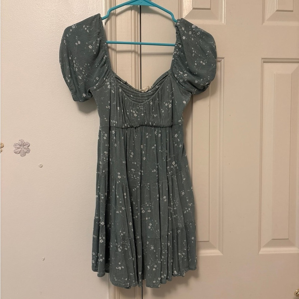 Elegant Green Puff Sleeve Dress